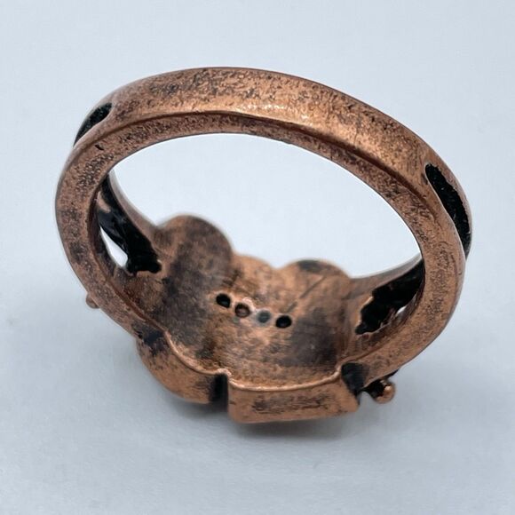 Vintage Unsigned Copper Tone Rhinestone Cat Eye Cluster Ring Band Sz 11 - Picture 6 of 6